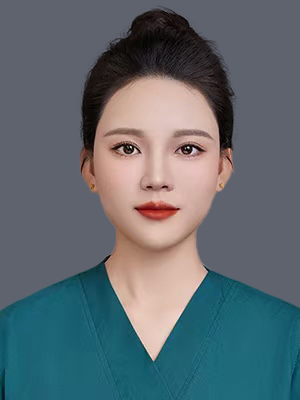 王颯